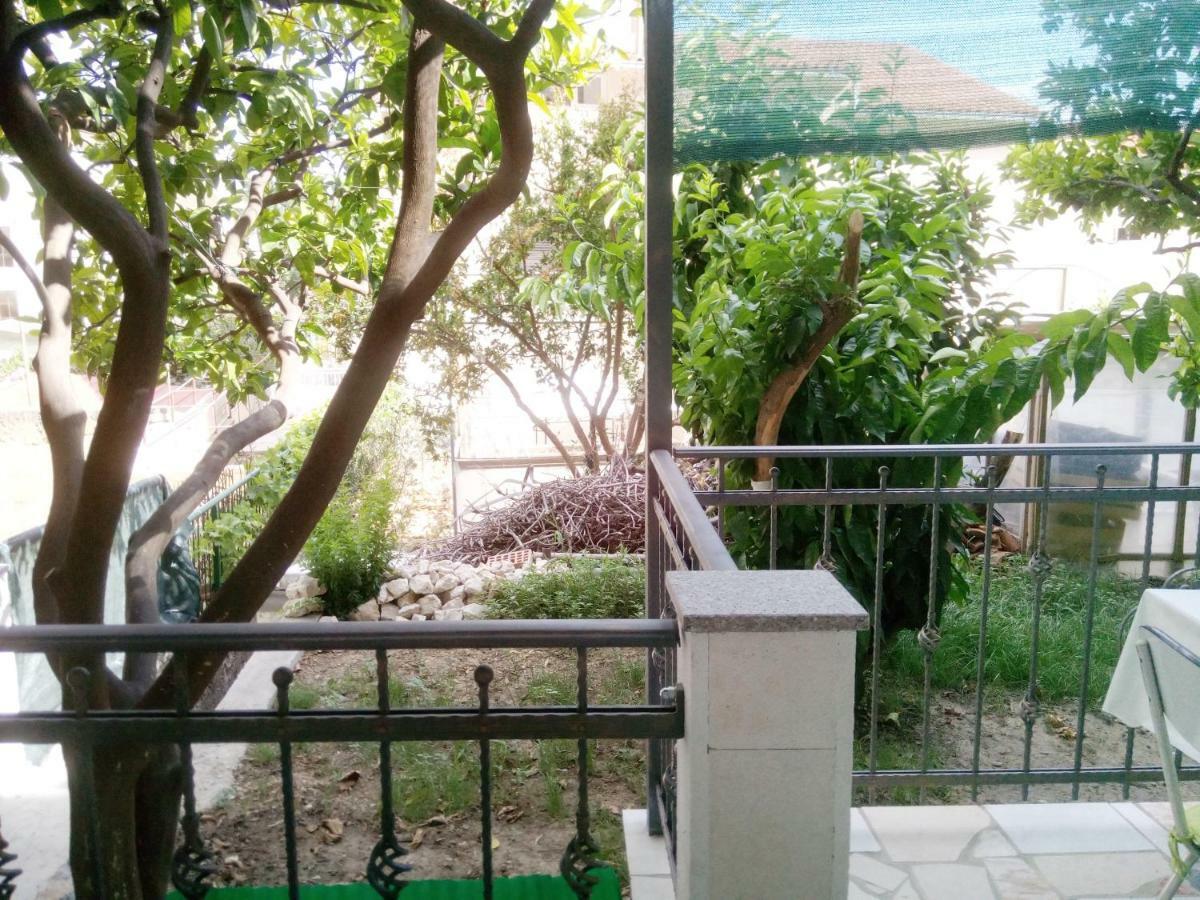 Apartament Pavlić 2 Omiš Zewnętrze zdjęcie