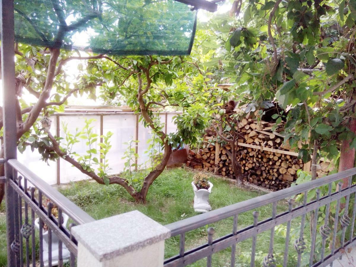 Apartament Pavlić 2 Omiš Zewnętrze zdjęcie